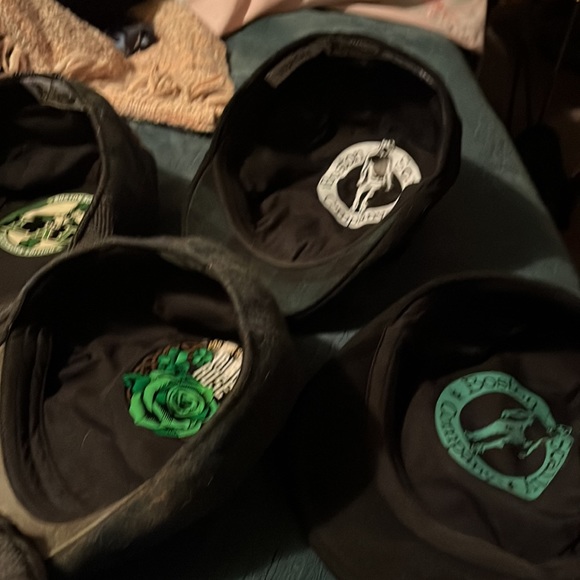 Collectors edition scally caps and pins - Picture 4 of 5
